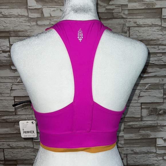 FREE PEOPLE MOVEMENT Palm Springs Bra In Living Magenta. - Picture 6 of 11